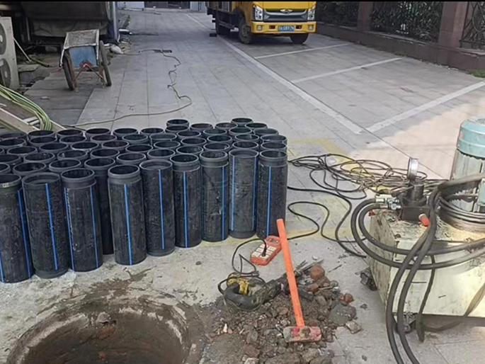 虎门PE置换管厂家 DN315置换管 非开挖管短管置换